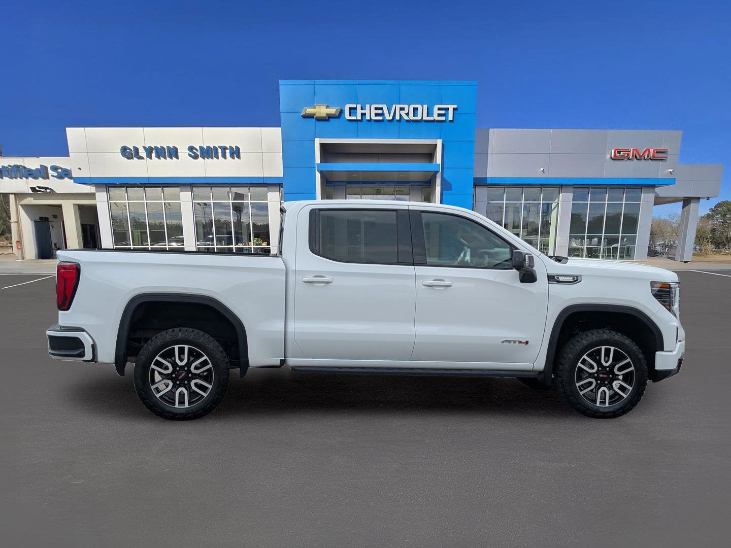 2025 GMC Sierra 1500 AT4