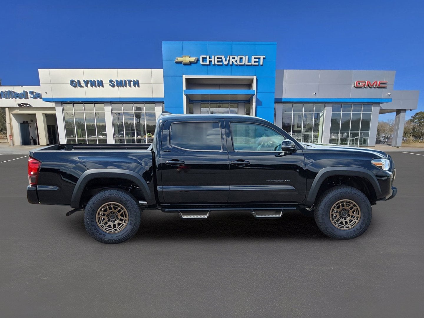 2023 Toyota Tacoma 4WD SR
