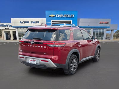 2022 Nissan Pathfinder SL
