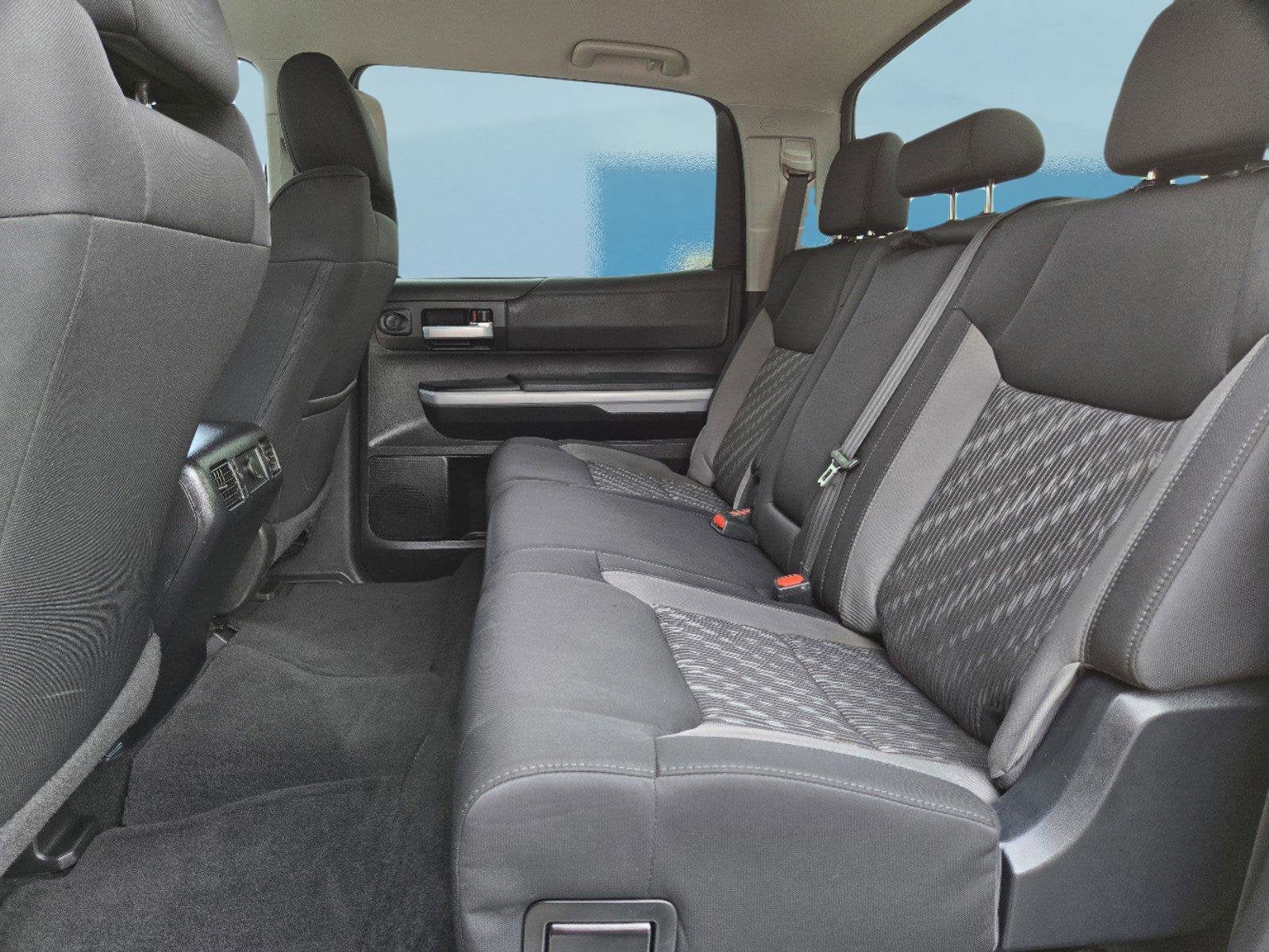 2018 Toyota Tundra 2WD SR5