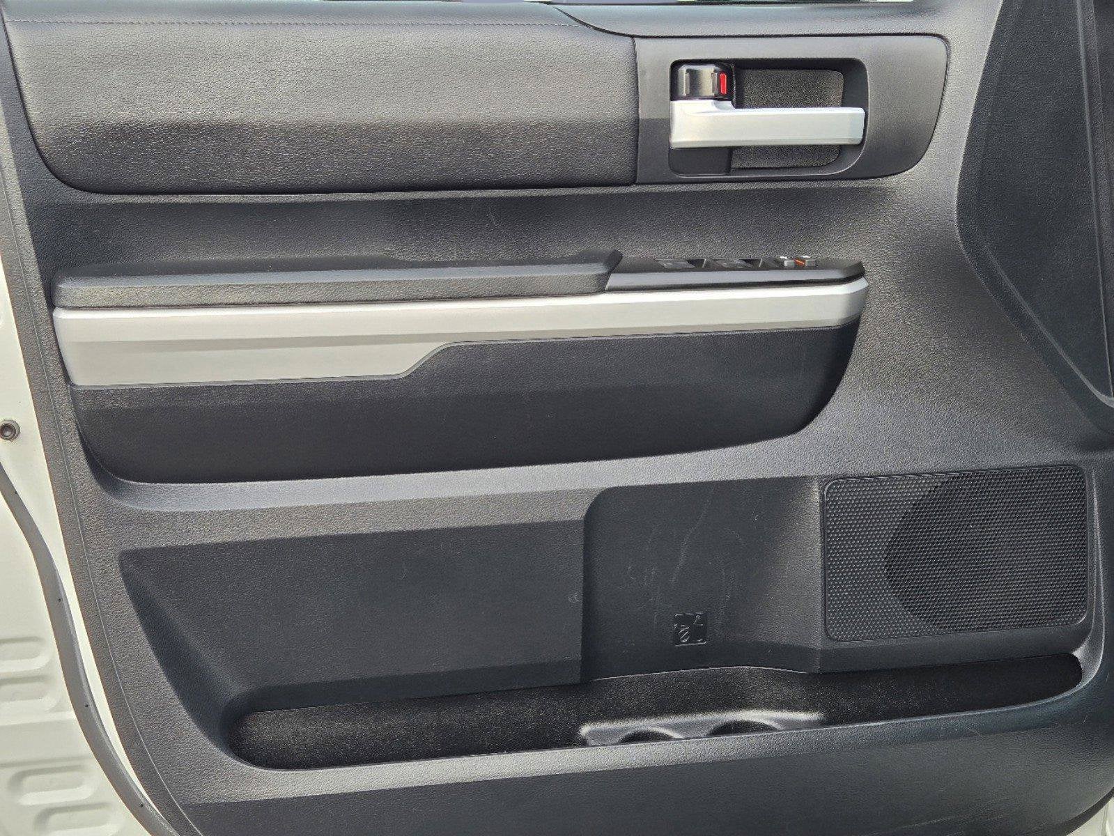 2018 Toyota Tundra 2WD SR5