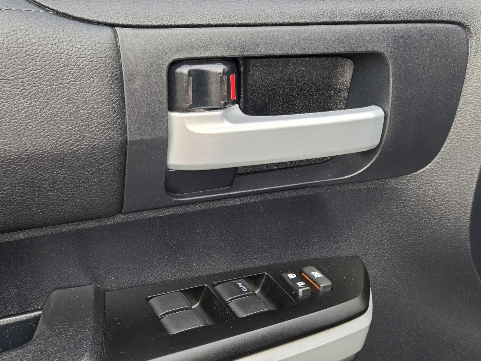 2018 Toyota Tundra 2WD SR5
