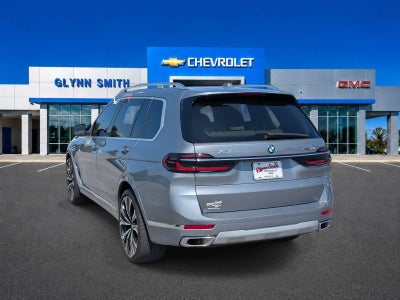 2025 BMW X7 xDrive40i