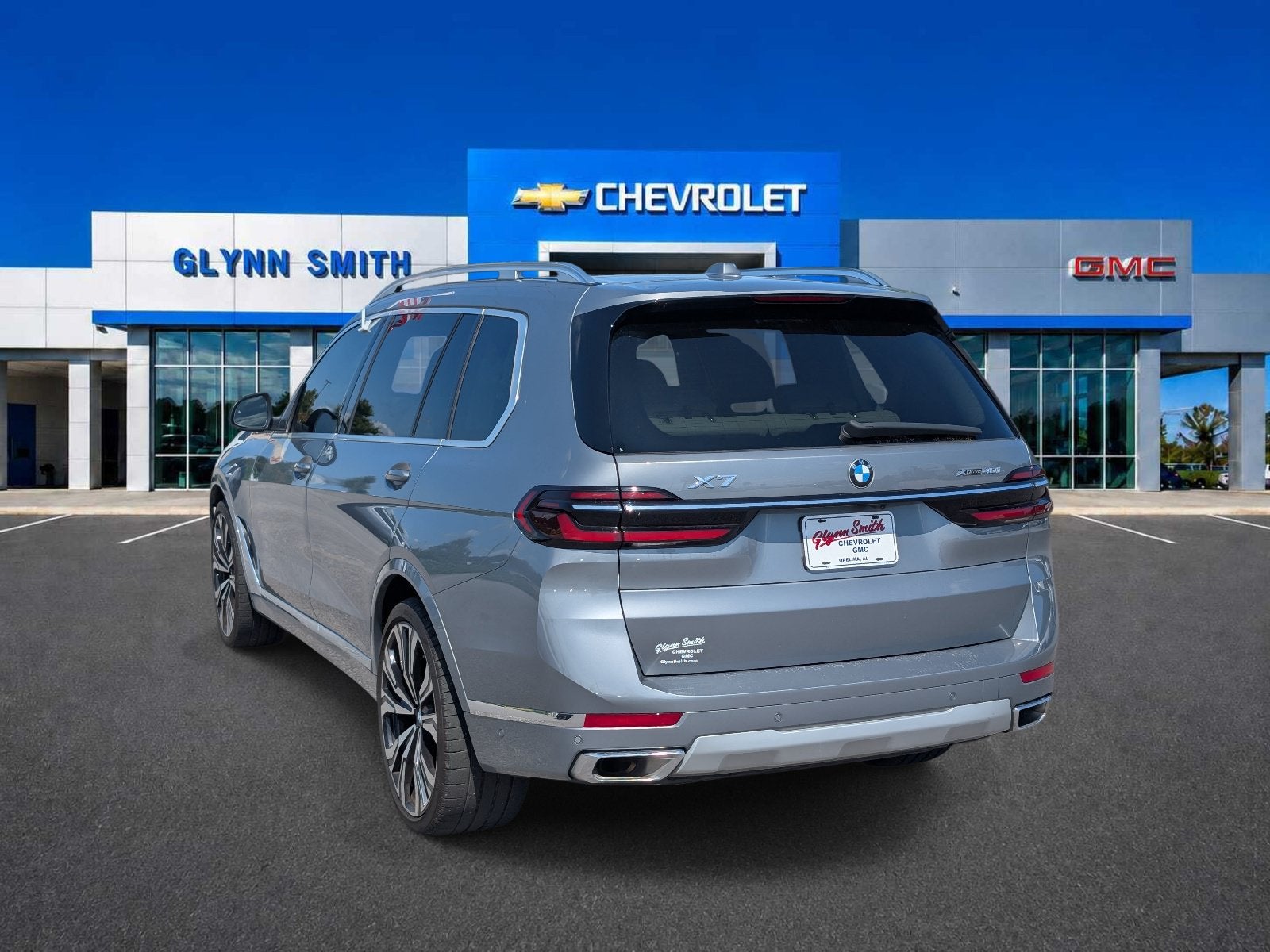 2025 BMW X7 xDrive40i