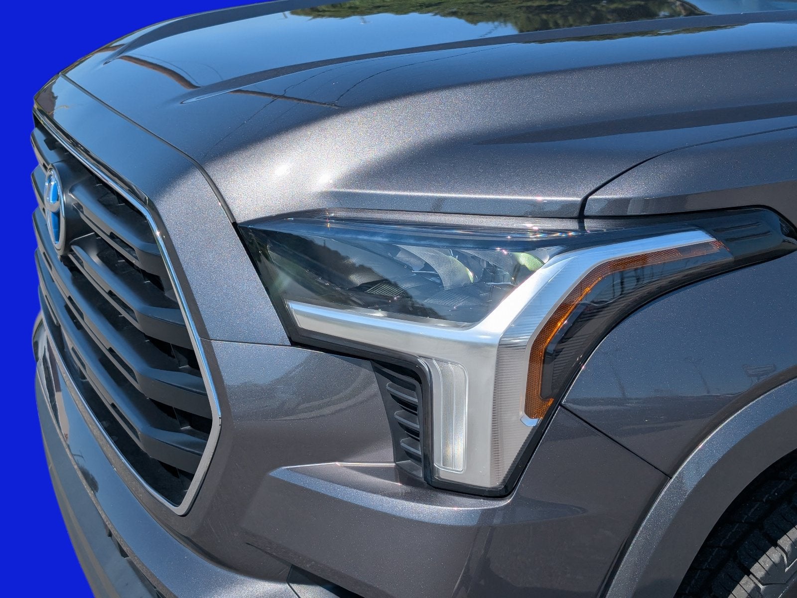 2024 Toyota Sequoia SR5