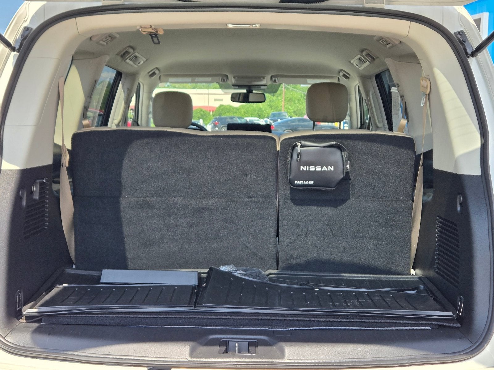 2024 Nissan Armada SV