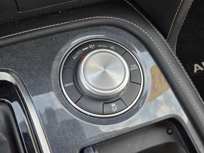 2024 Nissan Armada SV