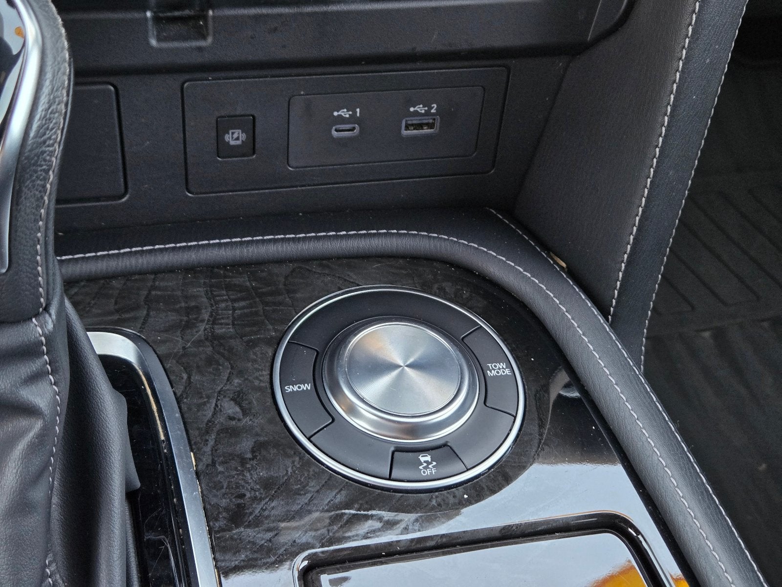 2023 INFINITI QX80 SENSORY