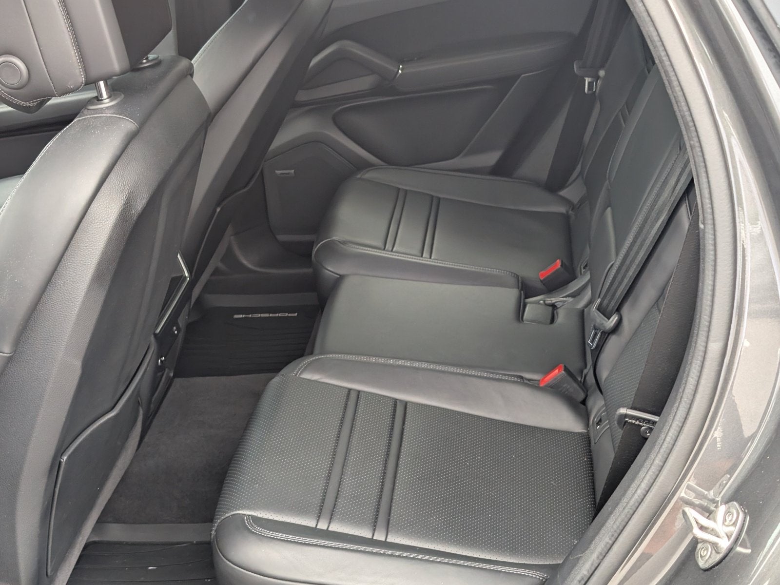 2021 Porsche Cayenne 4DR AWD COUPE